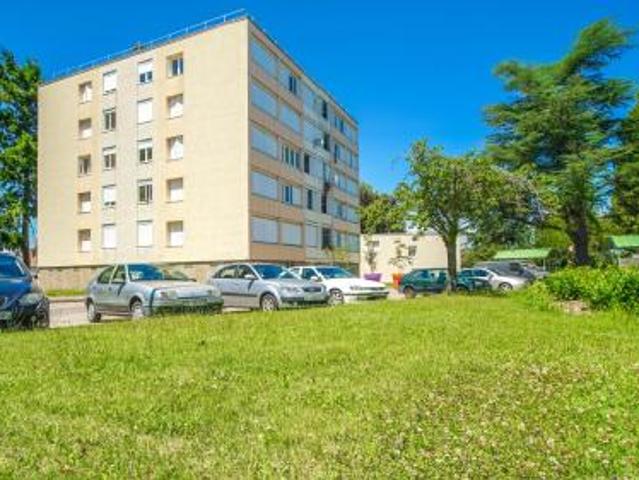 location appartement autun 4 pièces 70 m2 saone et loire 71400 496 € / mois