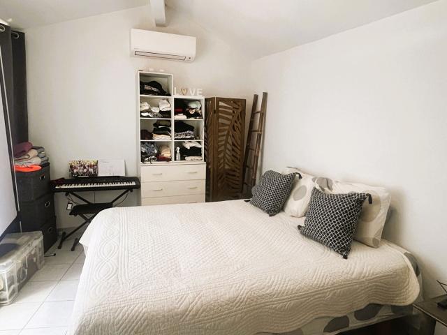 Location Appartement Avenue Camille Pelletan, Saint Cannat