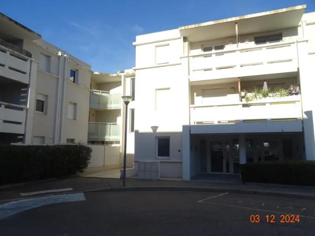 Location Appartement Avenue Caporal Chef Alain Deruy, La Ciotat