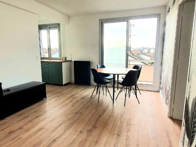 Location Appartement Avenue Chanzy, Vitry sur Seine