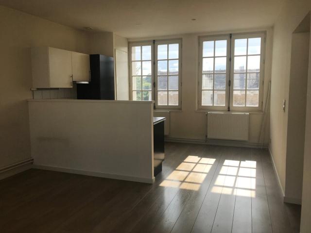 Location Appartement Avenue Charles de Gaulle, Auxerre