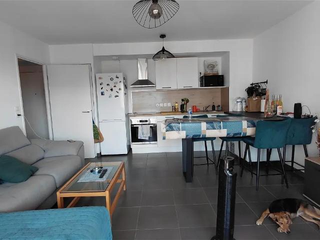Location Appartement Avenue Charles de Gaulle, Miramas