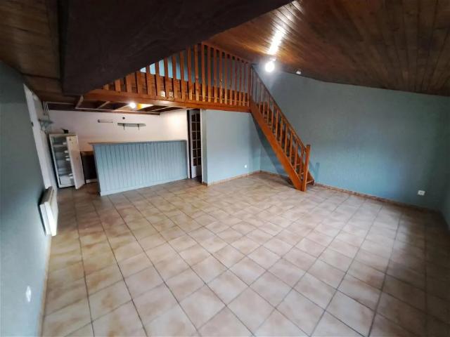Location Appartement Avenue Claude de la Colombière, Saint Symphorien d'Ozon