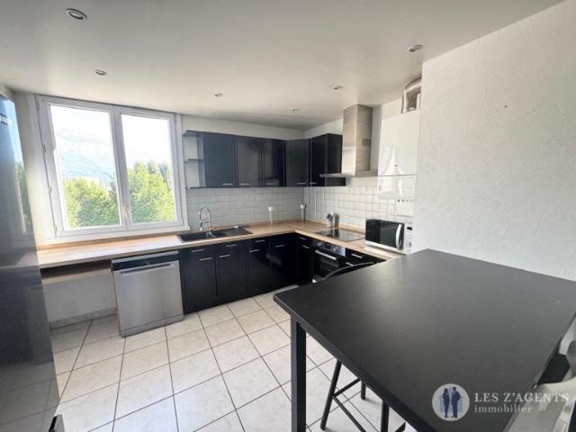 Location Appartement Avenue Ambroise Croizat, Saint Martin d'Hères