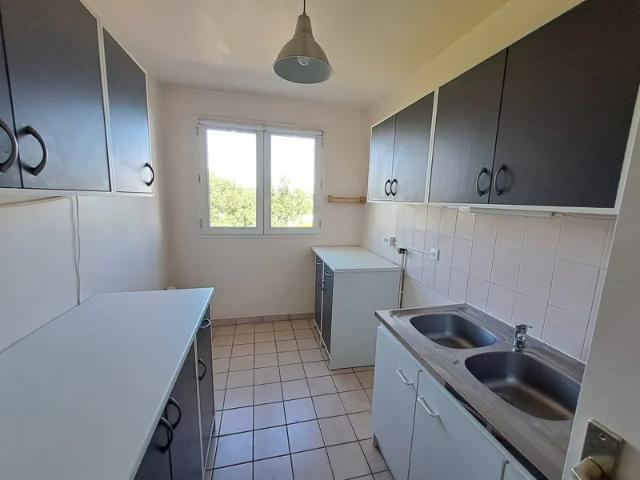 Location Appartement Avenue André Marie Ampère, Champs sur Marne