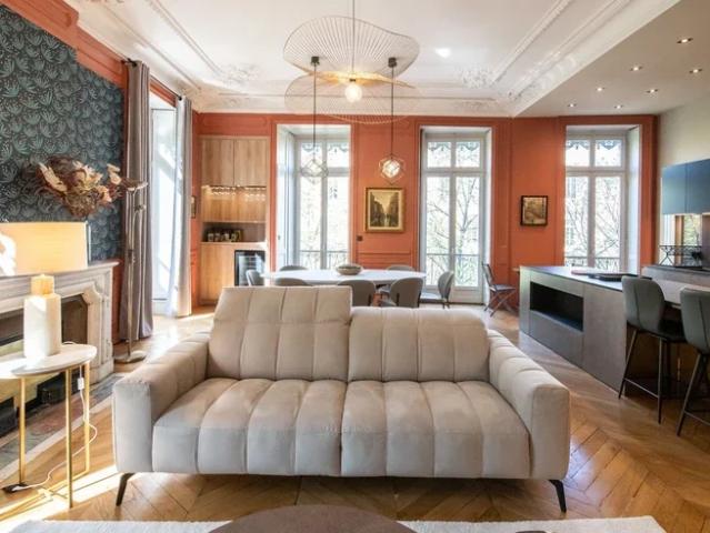 Location Appartement Avenue Adolphe Max, Lyon