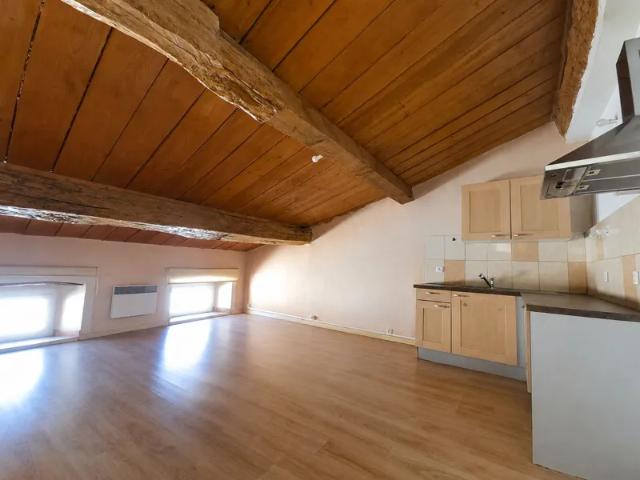 Location Appartement Avenue Albert 1er, Aups