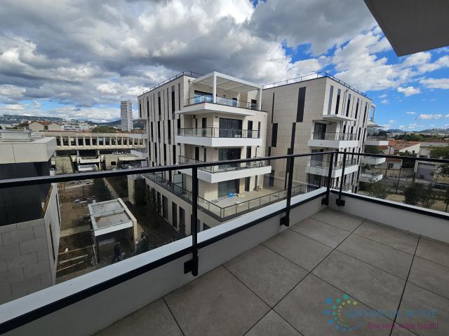 Location Appartement Avenue Alexandre Dumas, Marseille