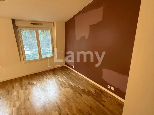 Location Appartement Avenue Aristide Briand, Les Pavillons sous Bois