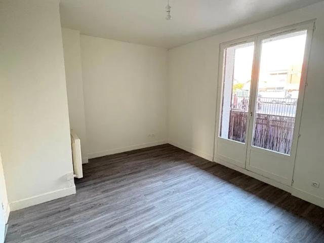 Location Appartement Avenue Aristide Briand, Livry Gargan