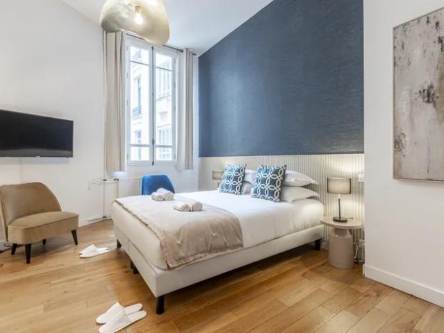 Location Appartement Avenue Bertie Albrecht, Paris