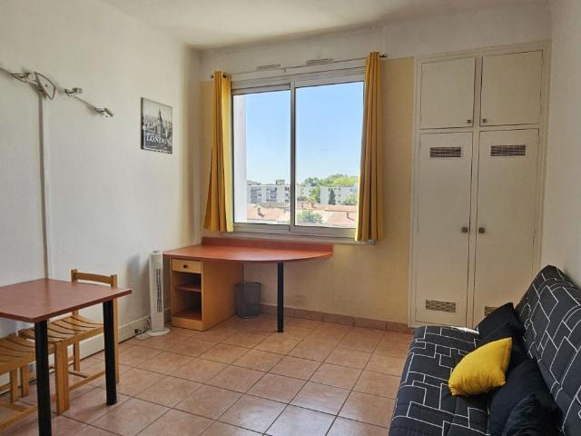Location Appartement Avenue Bir Hakeim, Nîmes