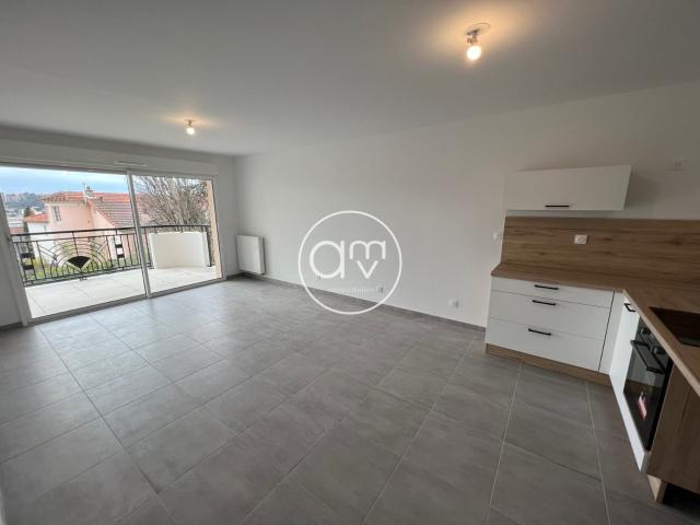 Location Appartement Avenue Brindejonc des Moulinais, Toulon