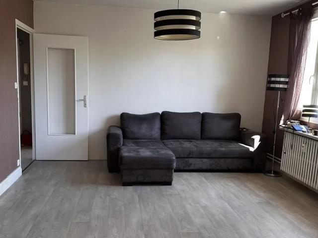 Location Appartement Avenue Burago di Molgora, Saint Symphorien d'Ozon