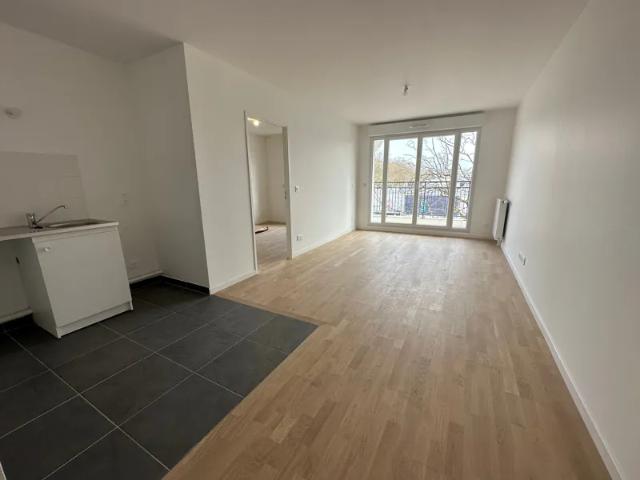 Location Appartement Avenue Galilée, Le Plessis Robinson