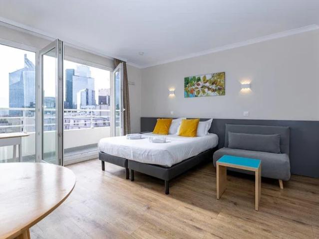 Location Appartement Avenue Gambetta, Courbevoie