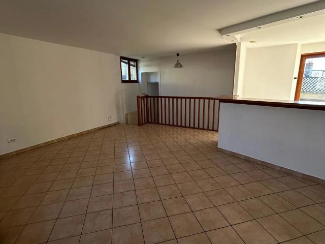 Location Appartement Avenue Gambetta, Saint Cyr au Mont d'Or