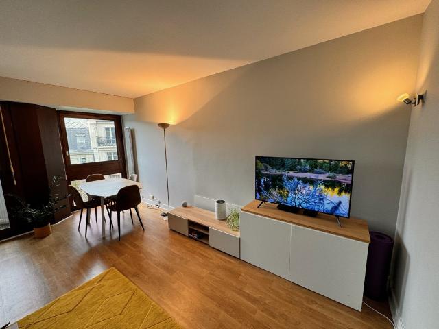 Location Appartement Avenue Gambetta, Paris