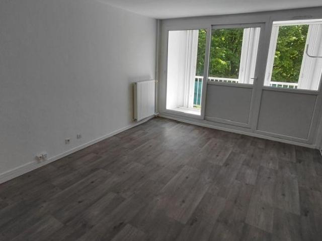Location Appartement Avenue Général de Gaulle, Beaurepaire