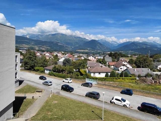 Location Appartement Avenue Général de Gaulle, La Mure