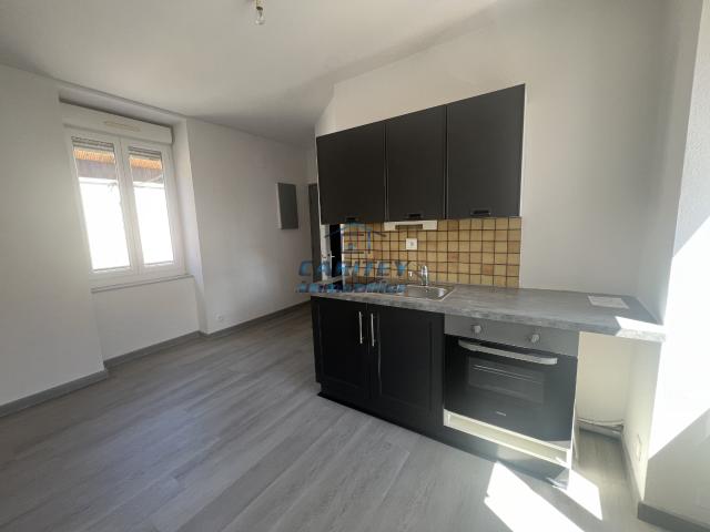 Location Appartement Avenue Georges Clemenceau, Saint Sauveur