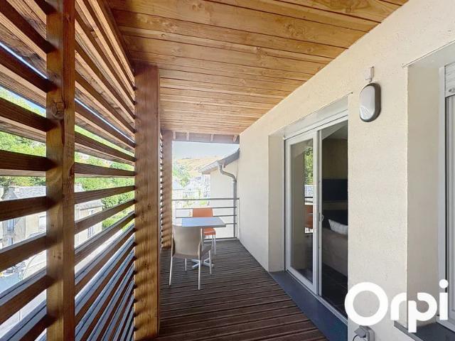 Location Appartement Avenue Georges Pompidou, Chaudes Aigues