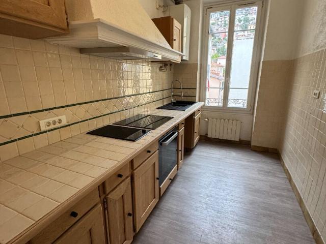 Location Appartement Avenue Giacobi, Nice