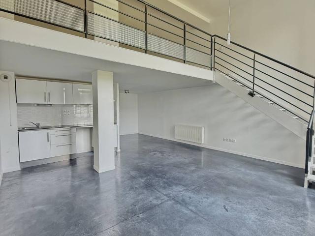 Location Appartement Avenue Gustave Delory, Roubaix