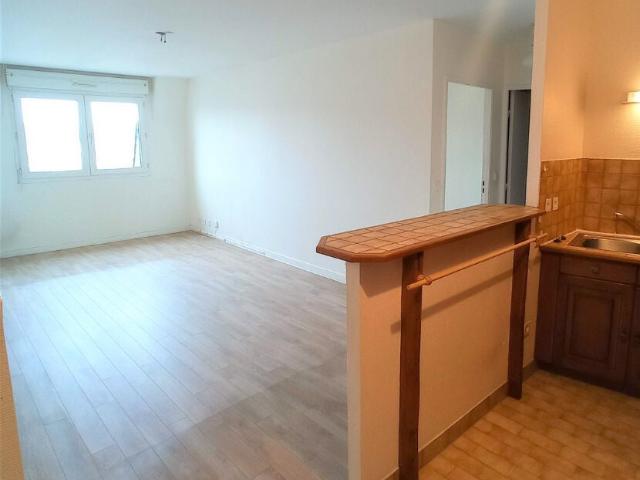 Location Appartement Avenue d'Alsace, Les Ulis