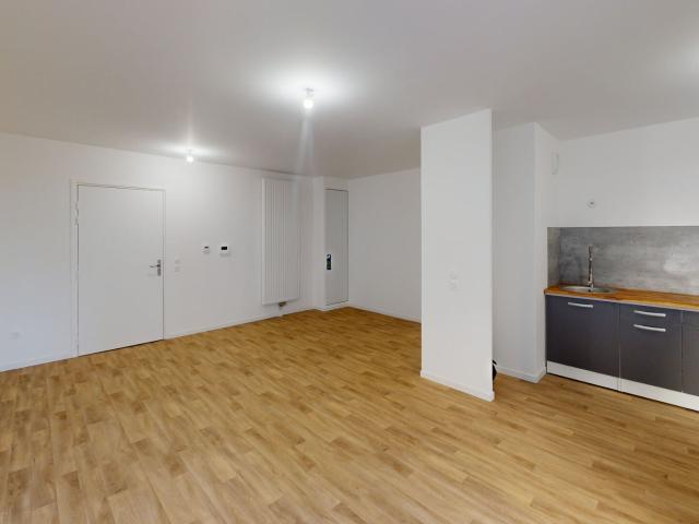 Location Appartement Avenue Danielle Casanova, Ivry sur Seine