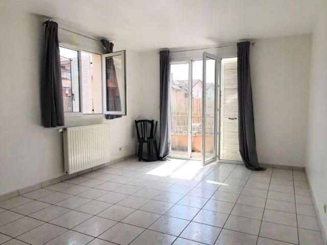 Location Appartement Avenue de Belle Ferme, Gex