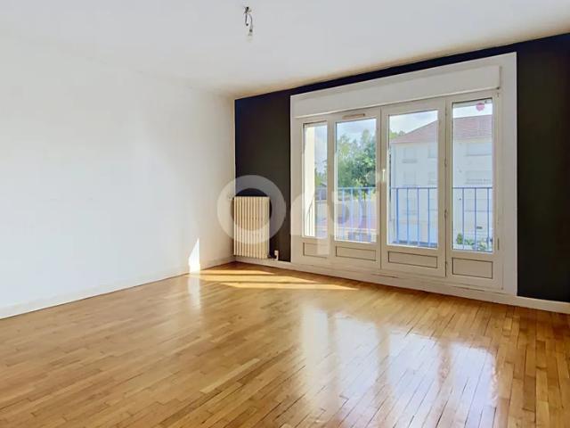 Location Appartement Avenue de Herringen, Neufchâteau
