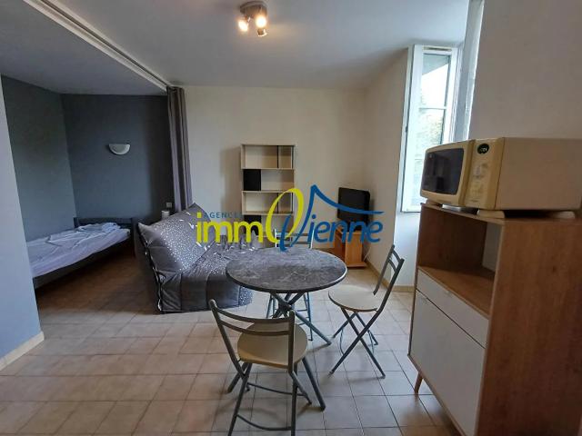 Location Appartement Avenue de Lorraine, Châteauponsac