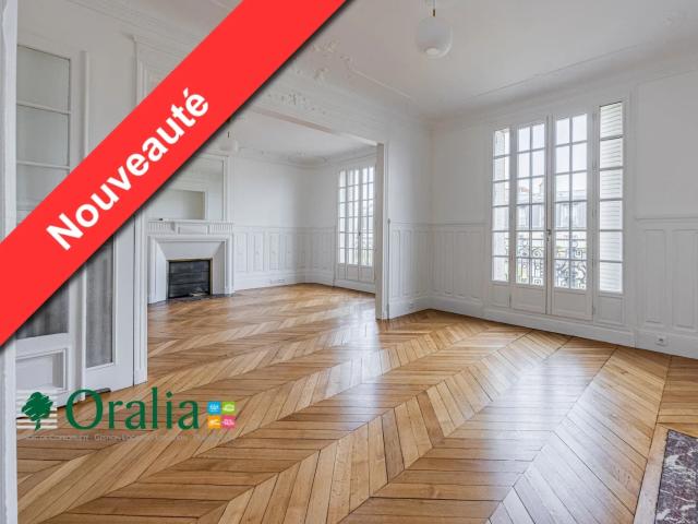 Location Appartement Avenue de la Bourdonnais, Paris