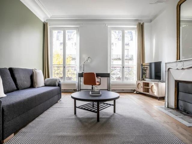 Location Appartement Avenue de la Bourdonnais, Paris