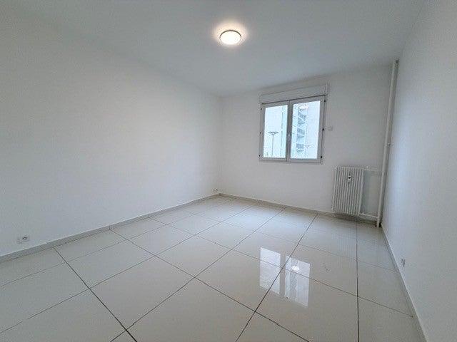 Location Appartement Avenue de la Brèche, Créteil