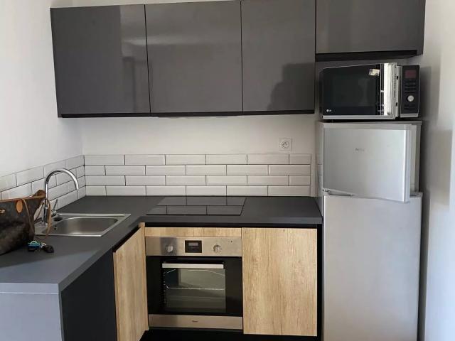 Location Appartement Avenue de la Gare, Estagel