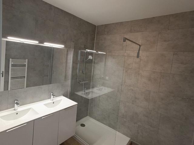 Location Appartement Avenue de la Gineste, Rodez