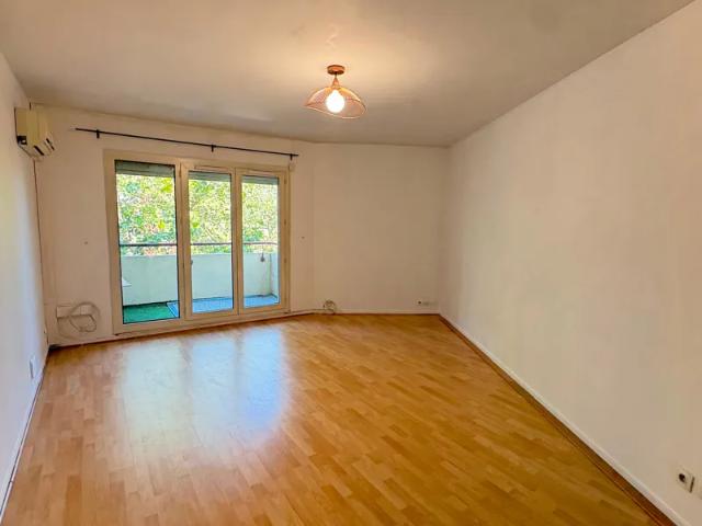 Location Appartement Avenue de la Division Leclerc, Le Bourget