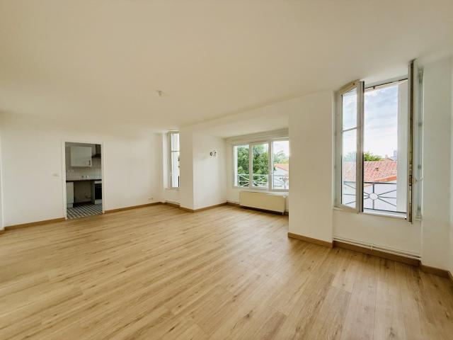 Location Appartement Avenue de la Libération, Poitiers