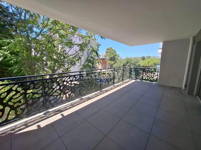 Location Appartement Avenue de la Sérane, Marseille