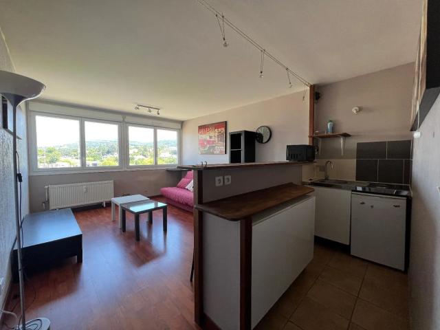 Location Appartement Avenue de la Porte de Lyon, Dardilly