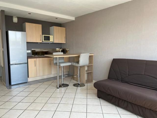 Location Appartement Avenue de la Porte de Lyon, Dardilly
