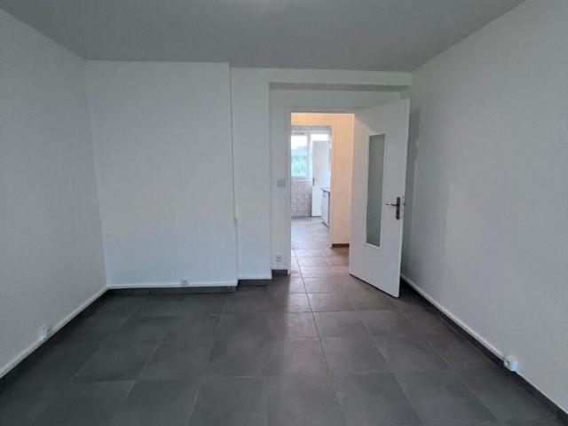 Location Appartement Avenue de la Pierre Dourdant, La Verpillière