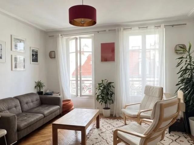 Location Appartement Avenue de la République, Vincennes