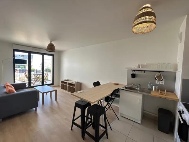 Location Appartement Avenue de la République, Clamart