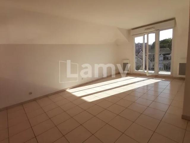 Location Appartement Avenue de la République, Crosne