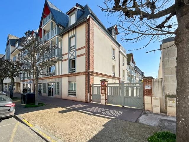 Location Appartement Avenue de la République, Deauville