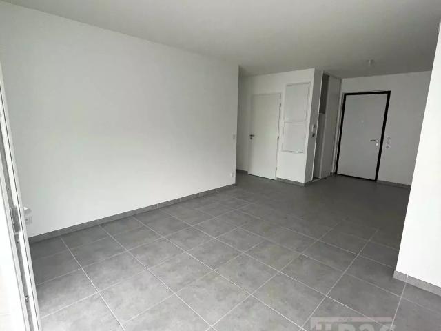 Location Appartement Avenue de la République, Échirolles