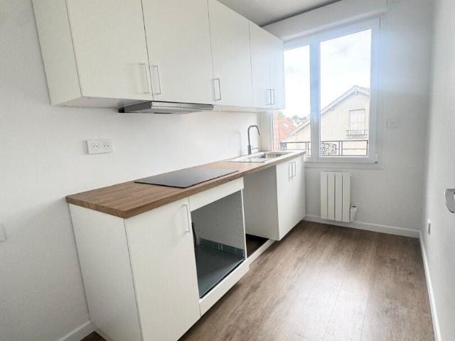 Location Appartement Avenue de la République, Fontenay sous Bois